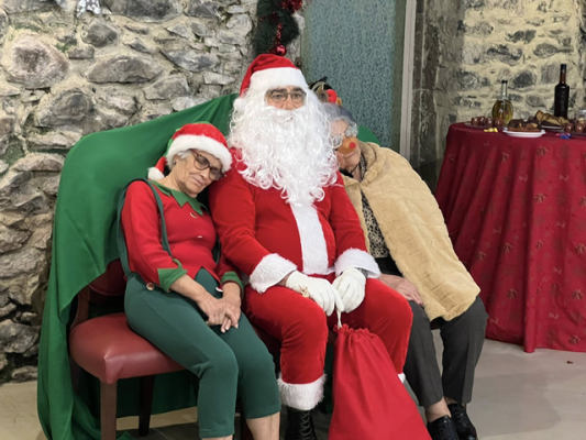 Pe&ccedil;a de Teatro "O Presente de Natal" da Universidade S&eacute;nior de Machico