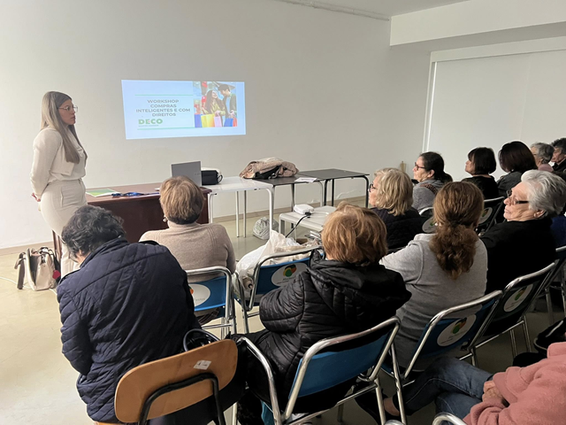 A&ccedil;&atilde;o DECO (IN)FORMA &ldquo;Direitos dos Consumidores&rdquo;