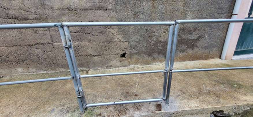 Colocação de Varandim e Portas de Acesso aos Terrenos