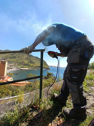 Recupera&ccedil;&atilde;o da varanda das Voltinhas
