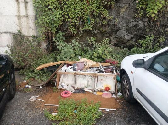 Mantenha a nossa Freguesia limpa. N&atilde;o abandone res&iacute;duos na via p&uacute;blica!